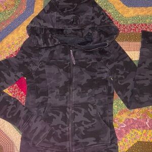 Lululemon Black Camouflage Zip-Up Hoodie